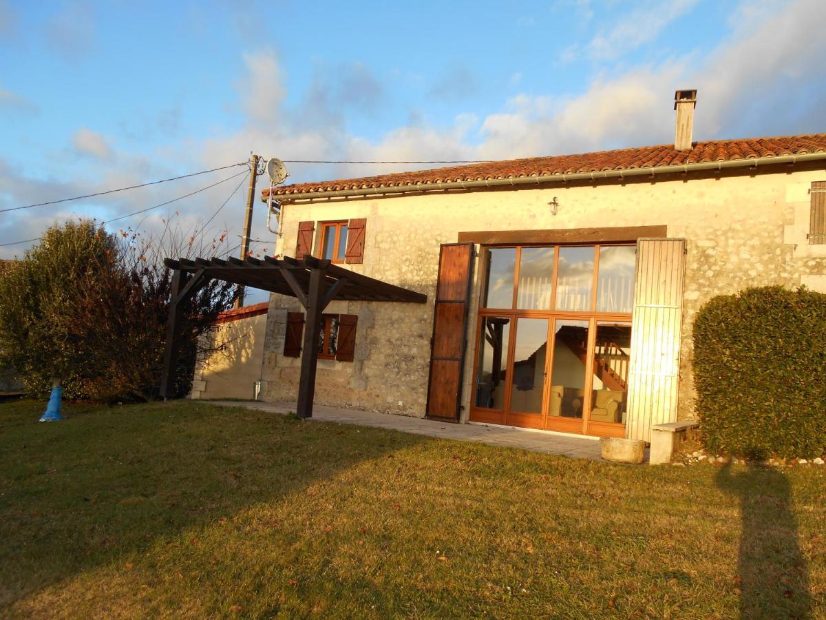 Вилла La Tranquillite, Coutancie Nanteuil-Auriac-de-Bourzac Экстерьер фото