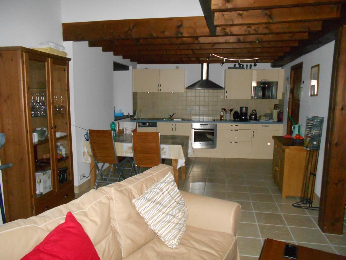 Вилла La Tranquillite, Coutancie Nanteuil-Auriac-de-Bourzac Экстерьер фото